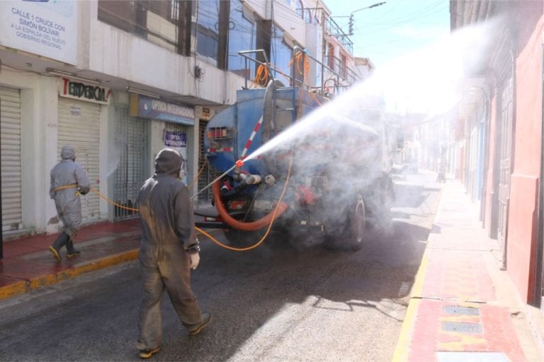 Labor de desinfección de calles continúan de manera permanente en Moquegua