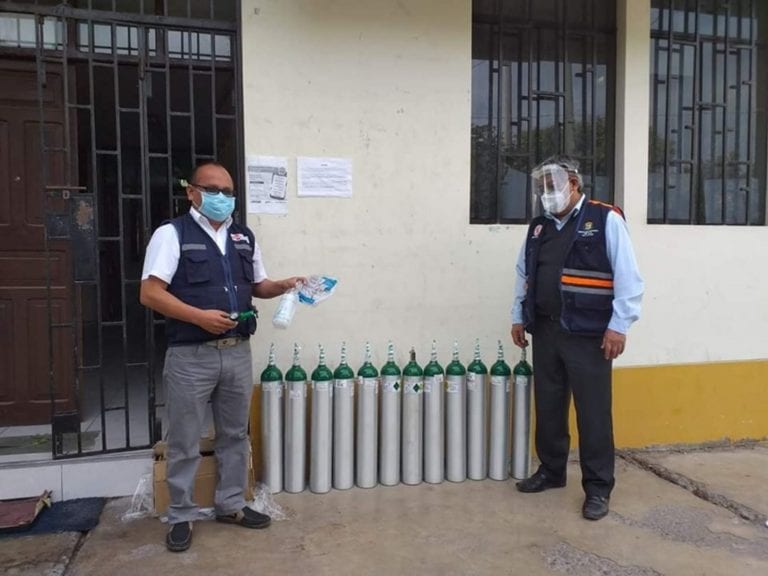 Fondo de Desarrollo entrega balones de oxígeno a Red de Salud Ilo