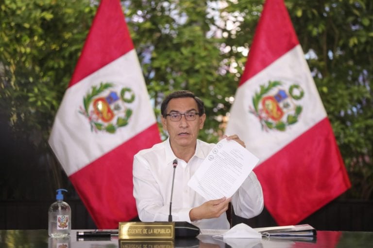 Presidente promulga reformas en elección de TC, paridad y distrito electoral en exterior