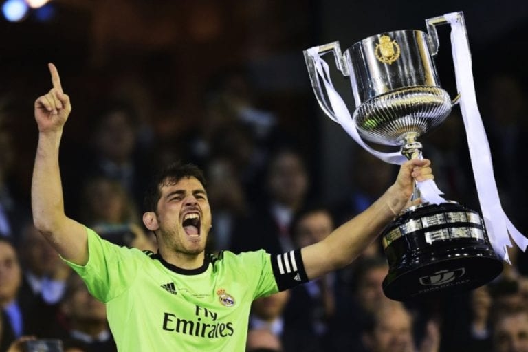 Iker Casillas dice adiós al fútbol profesional