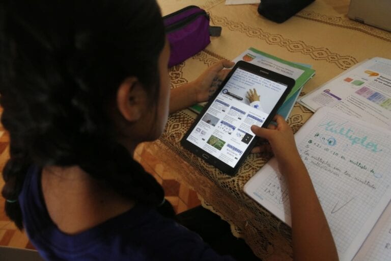 Minedu completa adquisición de más de 1 millón de tabletas para cerrar brecha digital