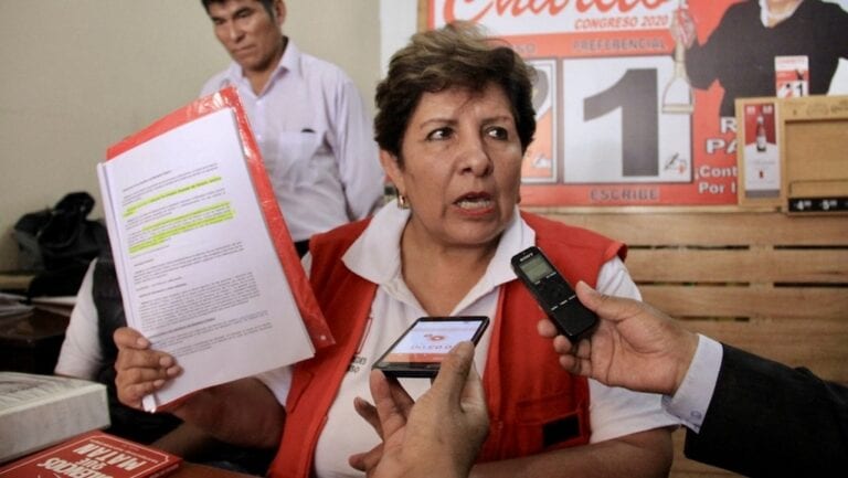 Inician investigación contra congresista Rosario Paredes
