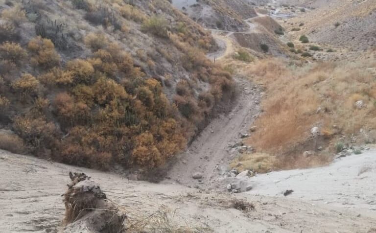 Cierran camino ancestral en Sánchez Cerro que conectaba con Arequipa