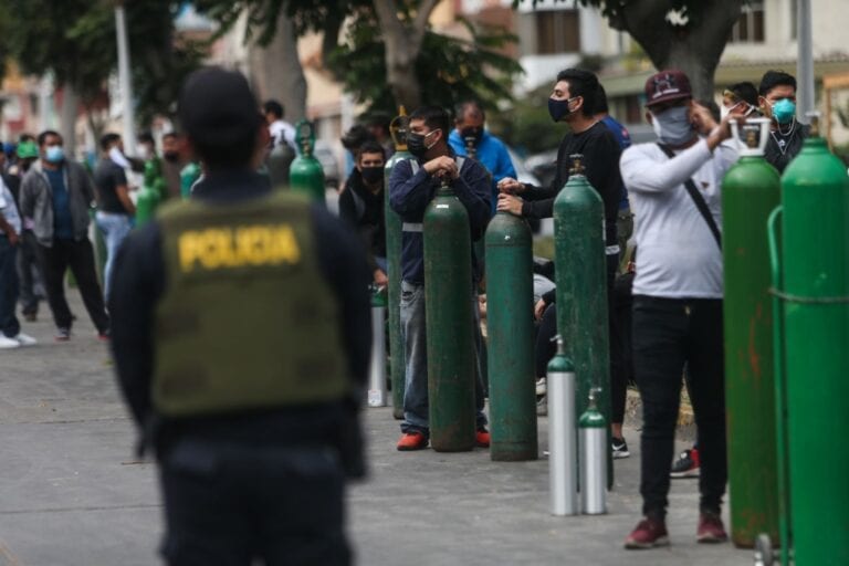 Solo el pueblo salva al pueblo