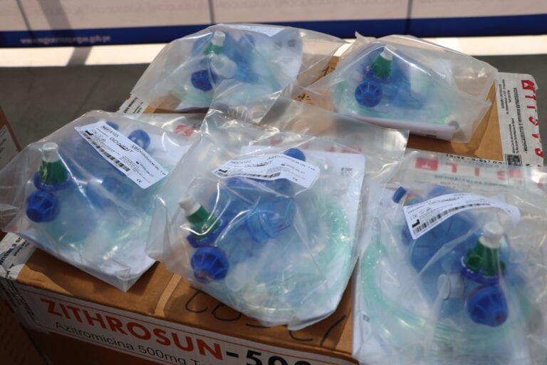 Kits de medicamentos y 50 ventiladores refuerzan capacidad de respuesta ante la pandemia