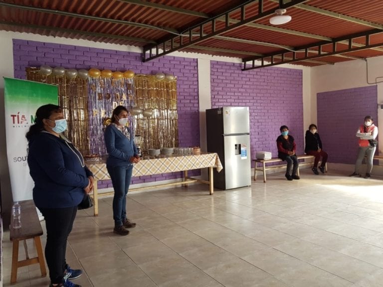 Tía María extiende apoyo a comedor popular en Islay-Matarani