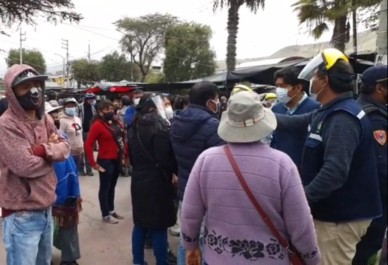 Grupo de ambulantes invade área intangible del mercado Pacocha 