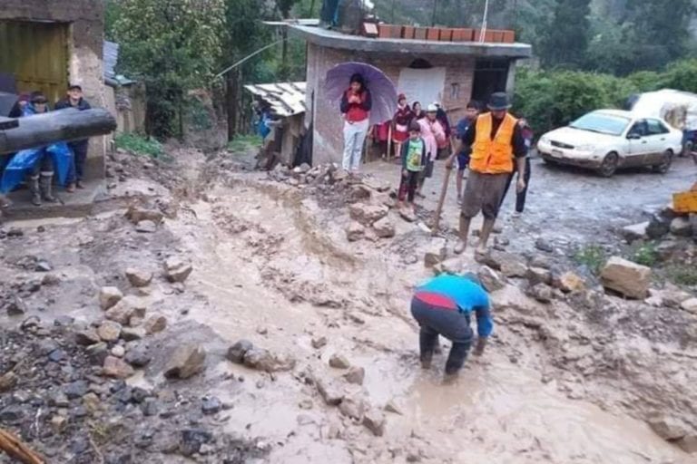 Deán Valdivia, Cocachacra y Punta de Bombón en emergencia por lluvias