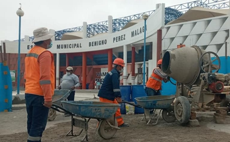 Mantenimiento del estadio Municipal Benigno Pérez Málaga al 70% de su ejecución