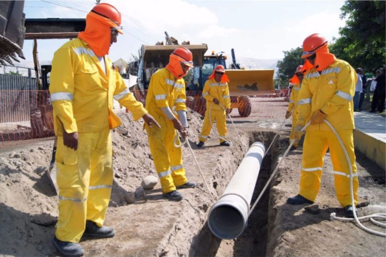 Proceso de licitación de obra de saneamiento para el valle