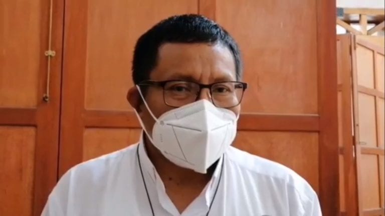 Párroco pide reunión a gerente regional de Salud ante reapertura de templos