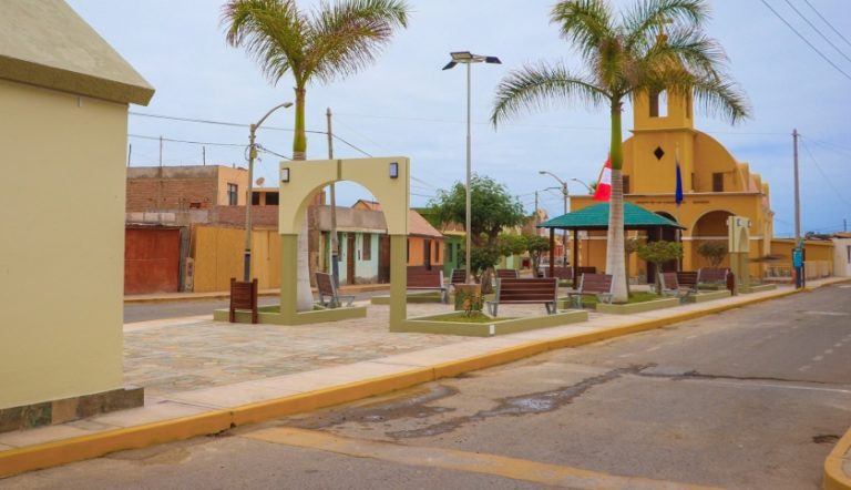 Entregan obra de restauración en Plaza de anexo de Bombón