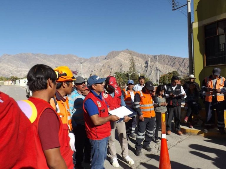Autoridades y pobladores rechazan decisión de Consorcio Vial del Sur de suspender trabajos
