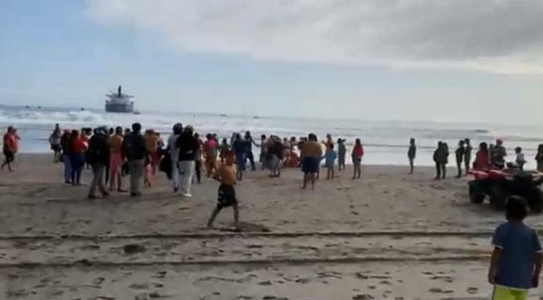 Rescatan a adolescente en la tercera playa de Mollendo