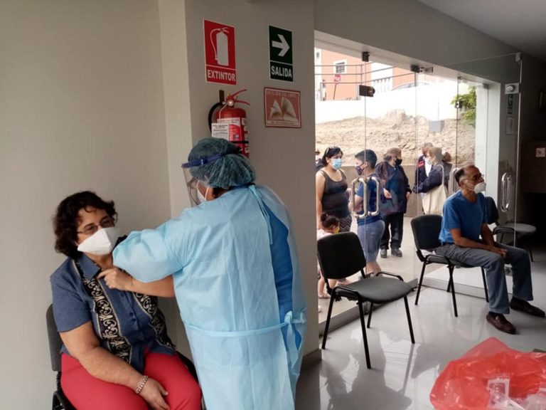 Más de 38 mil vacunas se aplicaron en Arequipa