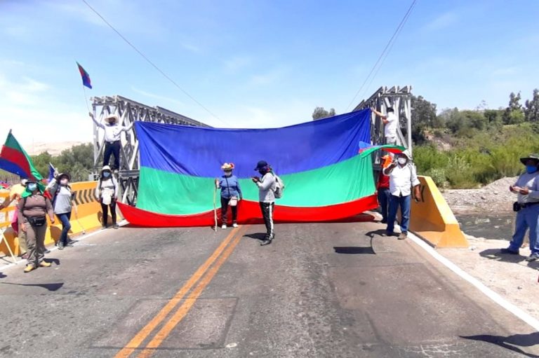 Pobladores de provincia Sánchez Cerro tomaron Puente Montalvo