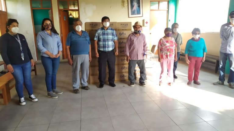 Mollendo: Ex subprefecto Víctor Arizábal gestiona donación de Gloria en favor de adultos mayores