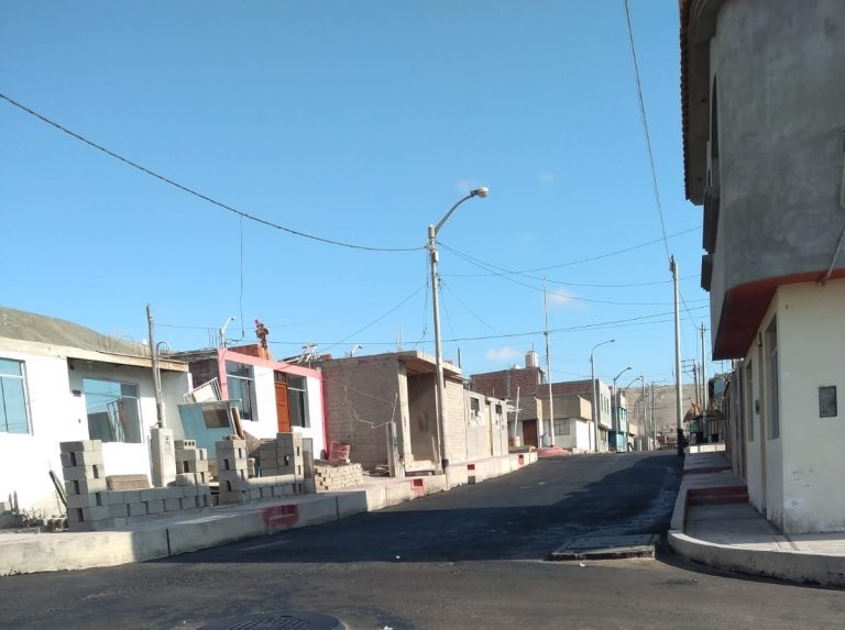 Municipio de Ilo encarpeta calles en el PROMUVI IX