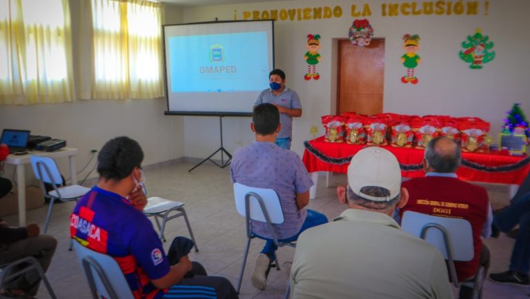 Entregan certificados a nuevos beneficiarios de Omaped en Punta de Bombón