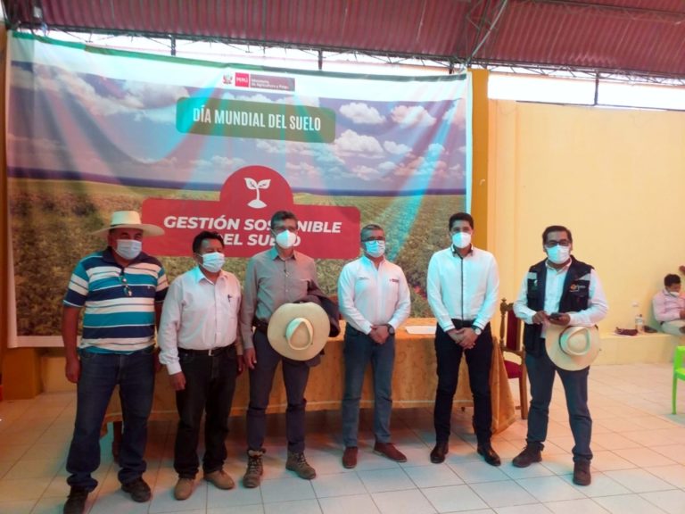 Realizan ceremonia por el “Día Mundial del Suelo”