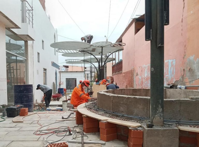 Trabajos del pasaje «Tomás Montes» avanzan con mano de obra local