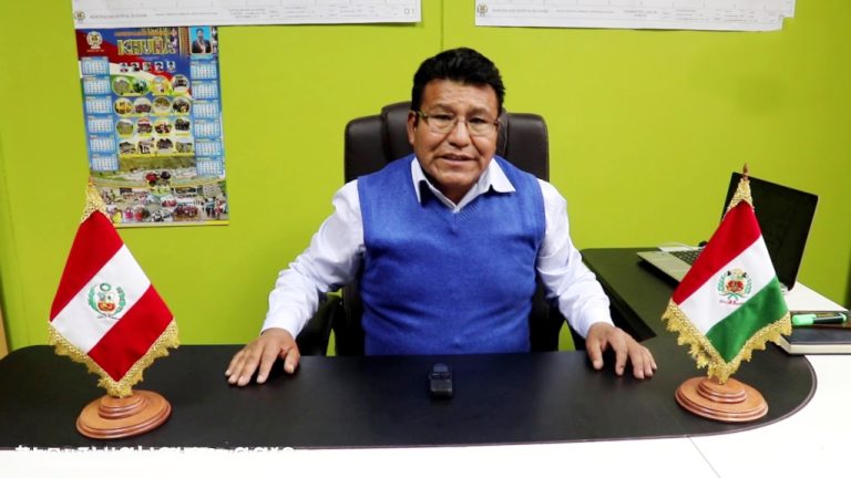 Alcalde de Ichuña confirma que se contagió de Covid-19