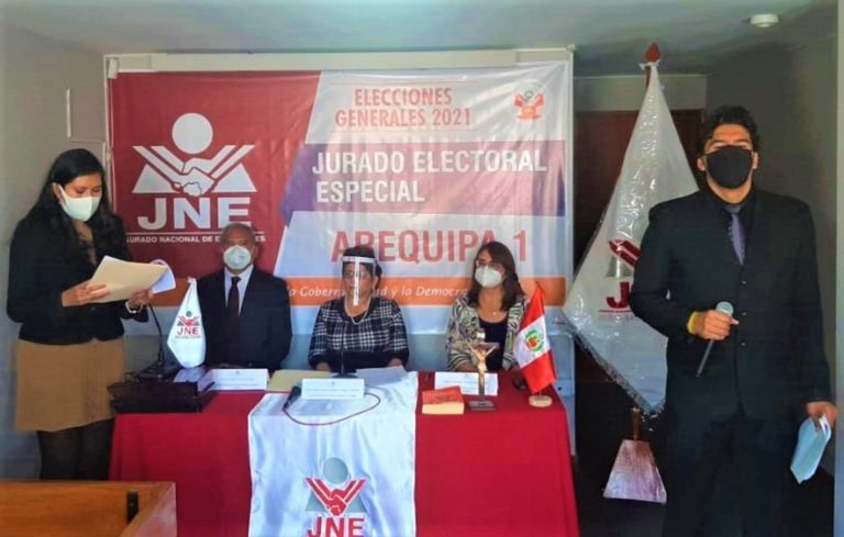 Según el JEE Arequipa hay 16 candidatos al congreso fuera de carrera