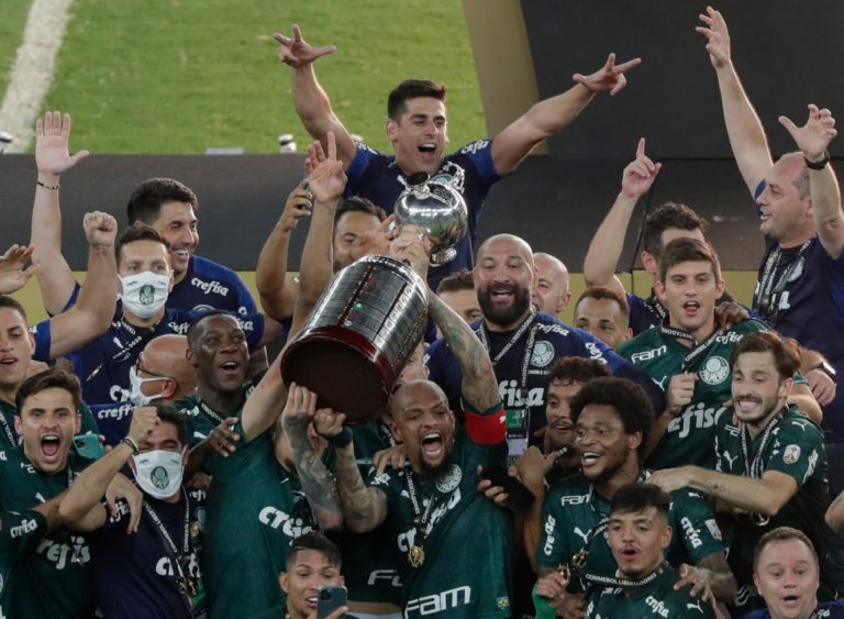 Palmeiras campeón de la Copa Libertadores tras vencer a Santos