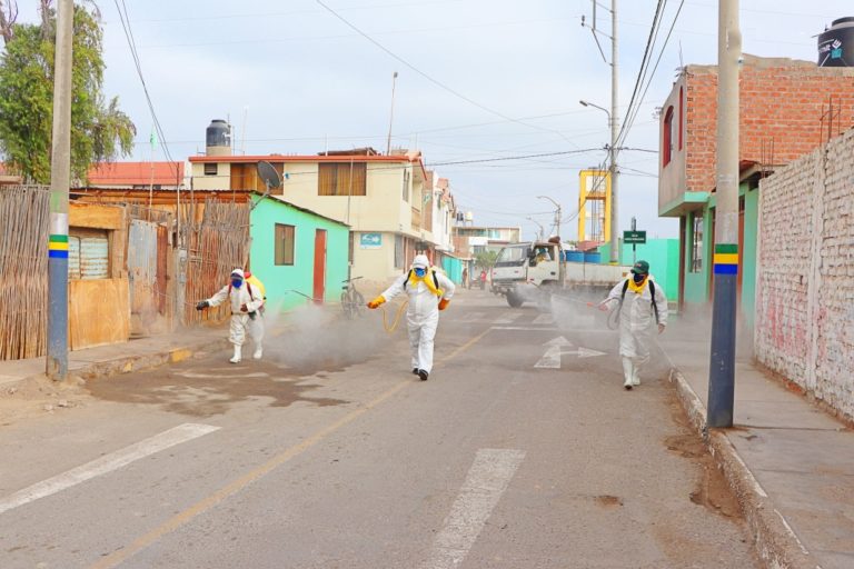 Municipios del valle reinician fumigación en Punta de Bombón  