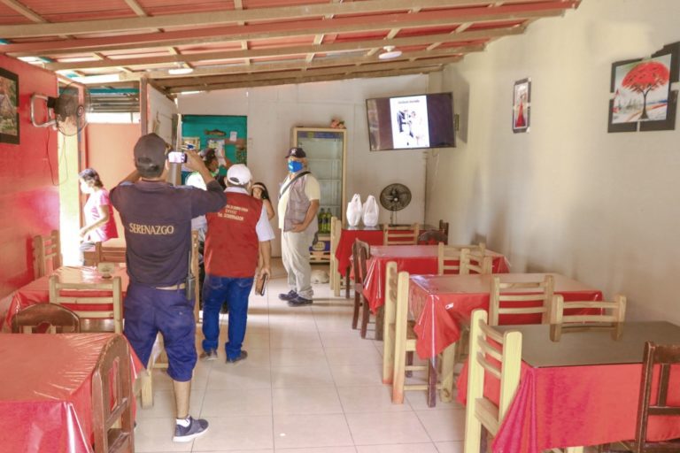 50% de restaurantes de Punta de Bombón no cumplen con normas de bioseguridad