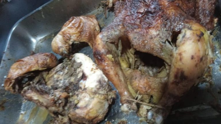 Decomisan pollos malogrados en algunos restaurantes de Ilo