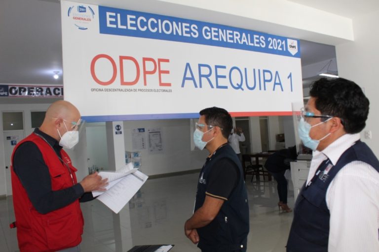 Contraloría detecta riesgos en seguridad y equipamiento en la sede ODPE Arequipa 1