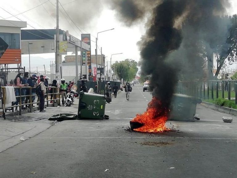 Detienen a 11 manifestantes en enfrentamientos en Arequipa