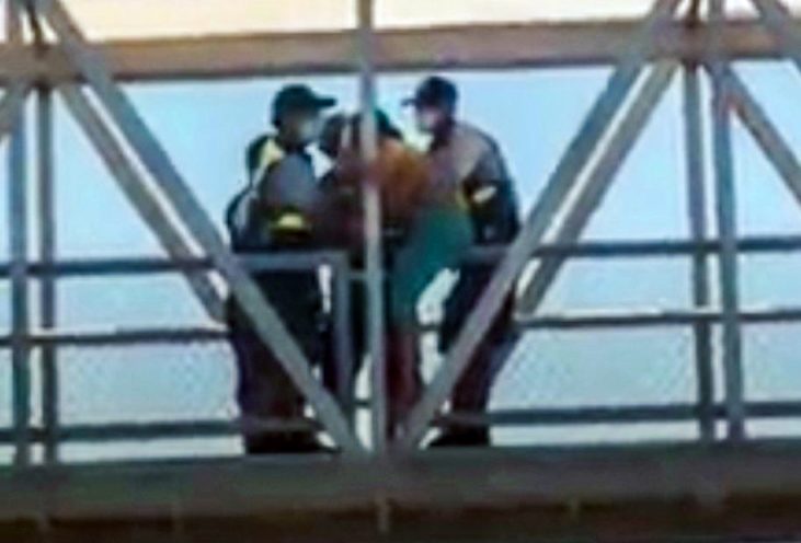 Otra vez: En menos de una semana se registra otro intento de suicidio en puente peatonal de Islay-Matarani