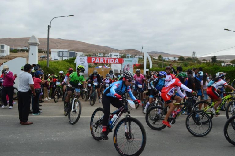 Realizan competencia ciclística en Mejía sin autorización municipal