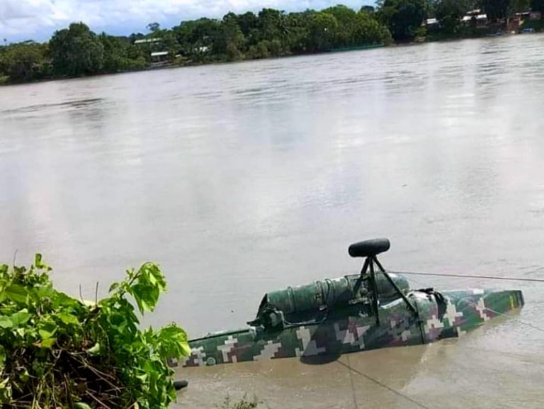 Al menos cinco miembros de las FF.AA. murieron tras caída de helicóptero al río Vilcanota
