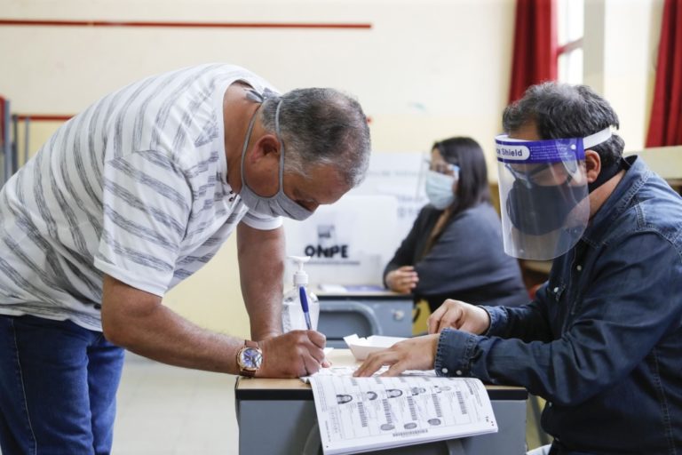 Más de 25 millones de peruanos votarán el 11 de abril