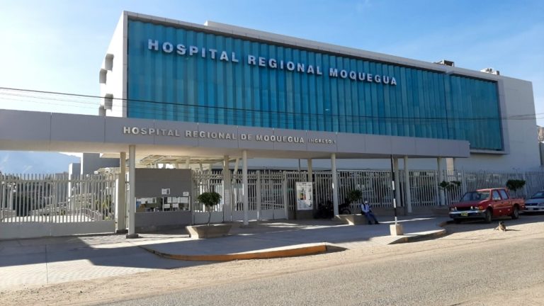 Hospital Regional de Moquegua y el Ejército Peruano firman convenio