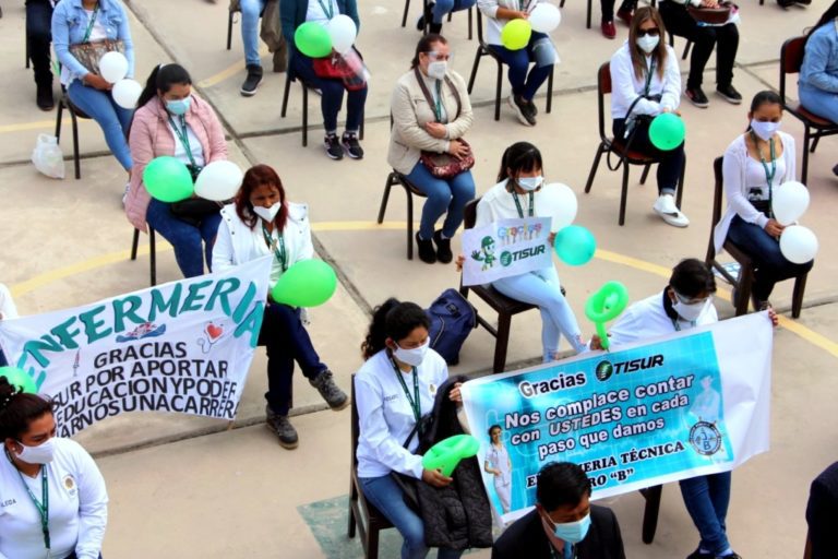 Mollendo: Rivera resalta apoyo de Tisur para la educación