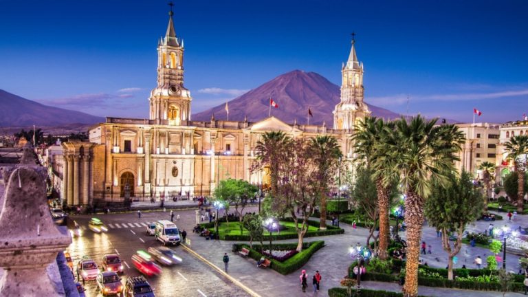 Economía de Arequipa crece, ¿y de Moquegua rumbo a la recesión?