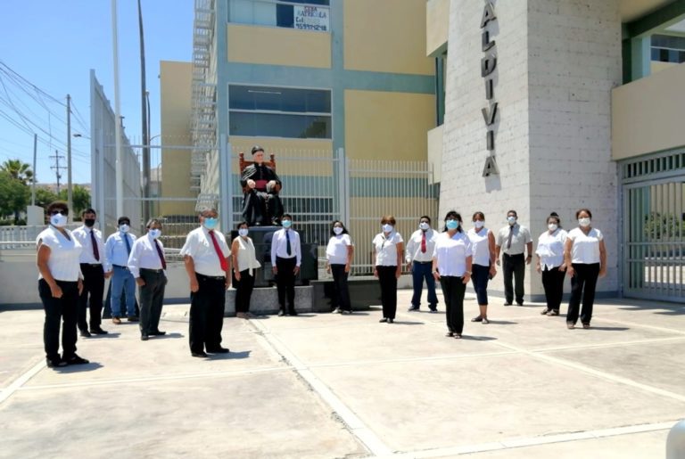 Presentan programa de aniversario de la gloriosa I.E. Dean Valdivia de Mollendo