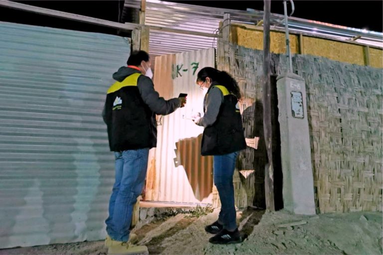 Moquegua: personal municipal acreditado inspeccionan viviendas para constatar vivencia