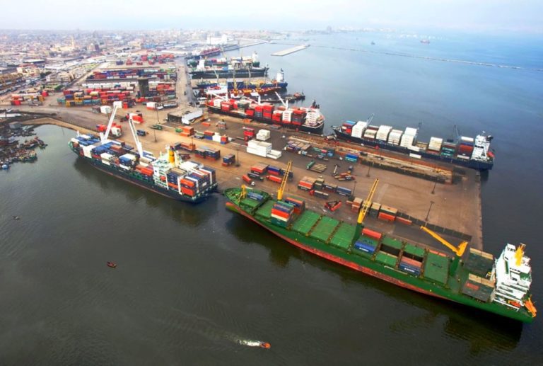 Perú acumula US$ 11,230 millones de superávit anual comercial a mayo 2021