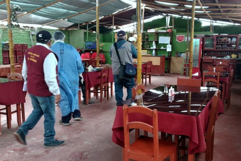 Punta de Bombón: Continúan operativos de aforo en restaurantes