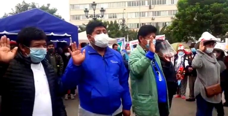 Ronderos de la provincia de Islay juramentan en Lima