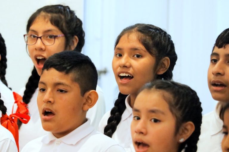 Más de 70 niños de Torata en programa de educación musical promovido por Sinfonía por el Perú y Southern Perú