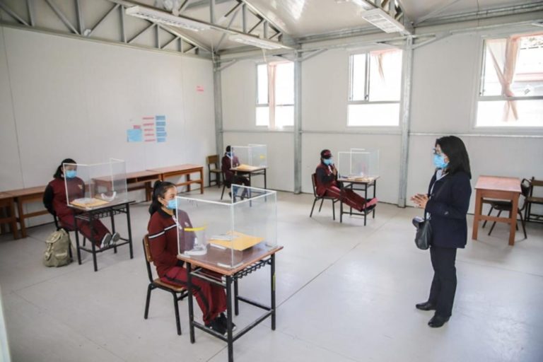 Minedu otorga la pro a 677 colegios privados de Arequipa para regresar a clases presenciales