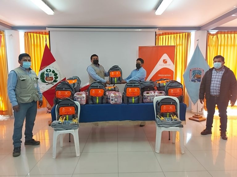 Matarani: Cerro Verde donó mochilas de emergencia equipadas a municipio