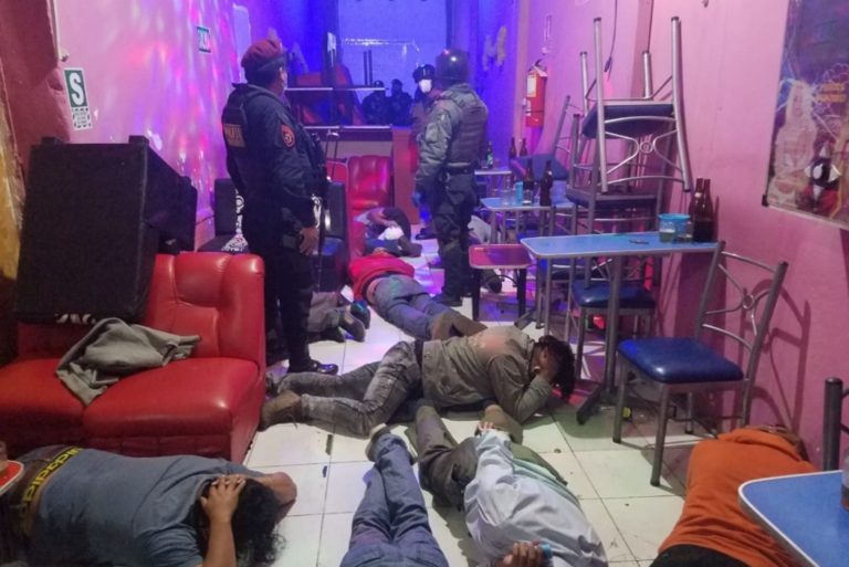 Arequipa: Intervienen a 57 personas en fiesta Covid