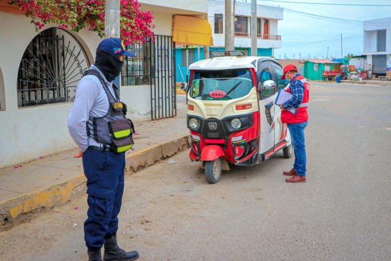 Intensifican operativos de tránsito en zonas rígidas de Punta de Bombón